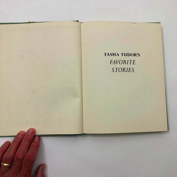 's Favorite Stories Book - Green Cover - Picture 7 of 14